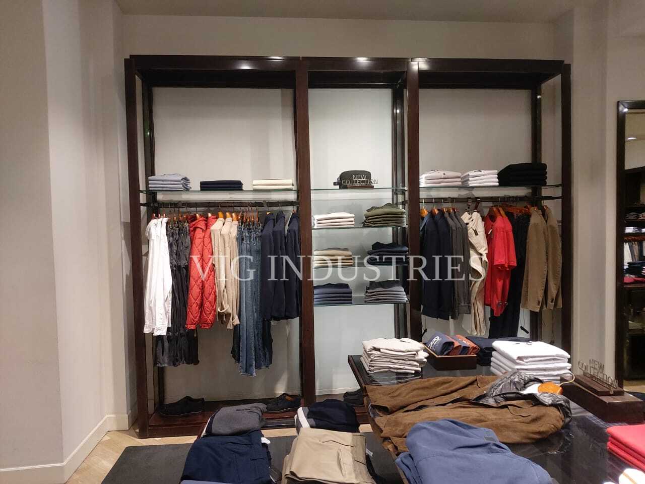 GARMENT RACKS